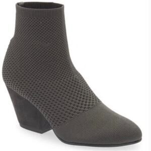 Eileen Fisher NWOB Dahlia Graphite Color Sock Bootie Size 9 Stretch Mesh Knit